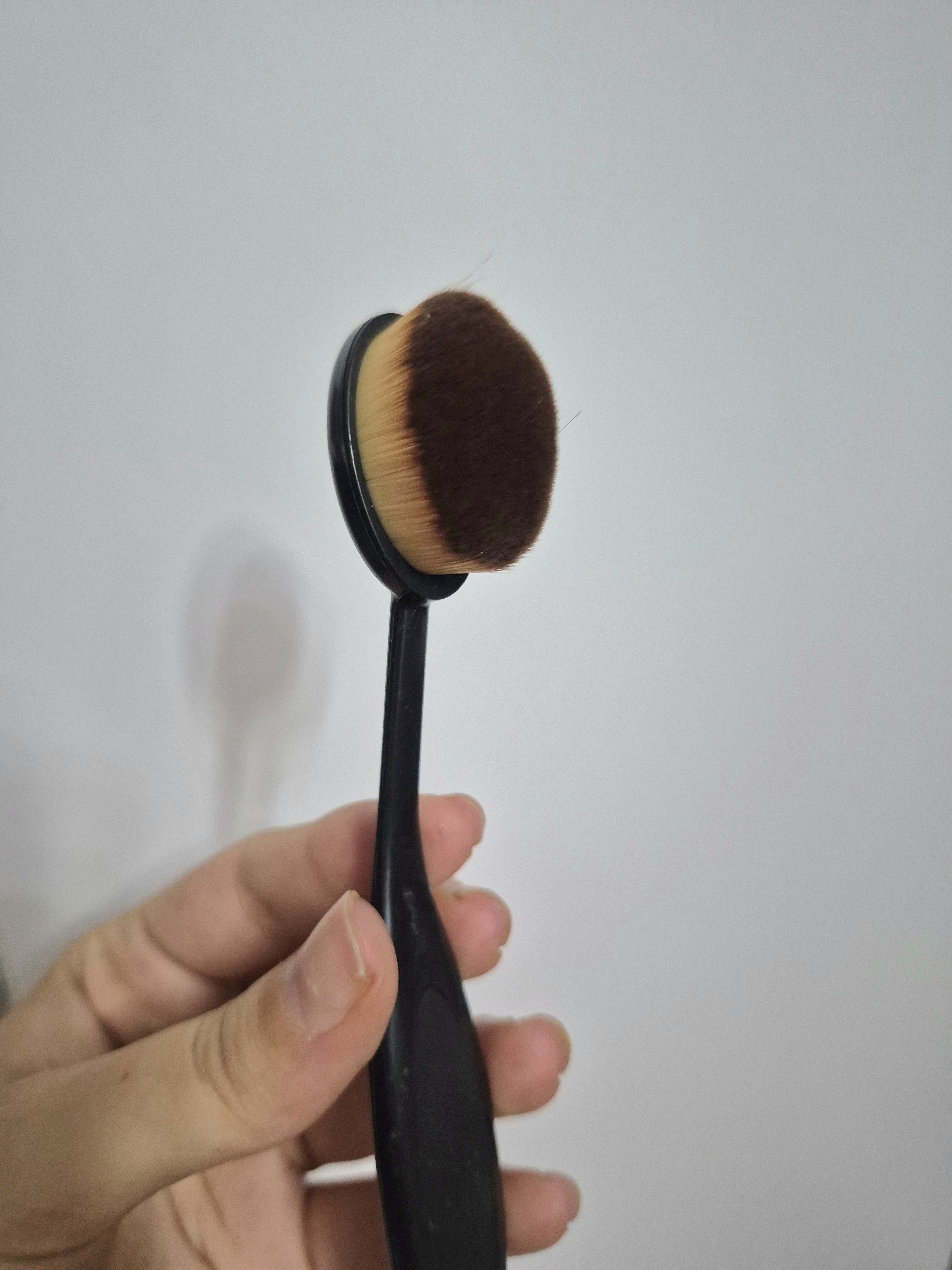 براش مسواکی کرمپودر